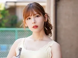 Thằng em lì xì chị họ năm mới xong được chị lì xì lại hơi bị ngon