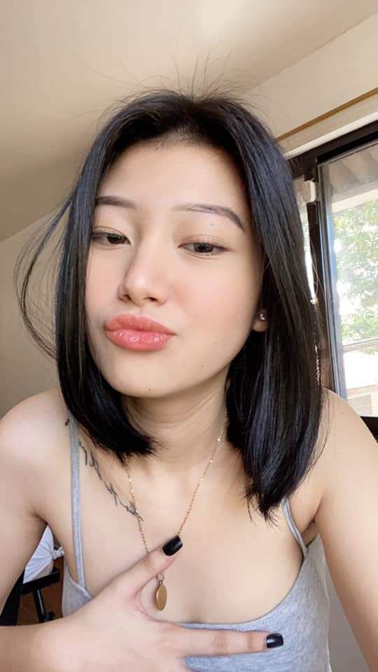 Cô nàng đa cấp bị lừa phải dùng thân để chào hàng
